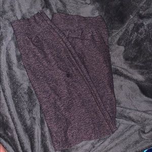 women’s lulu lemon joggers